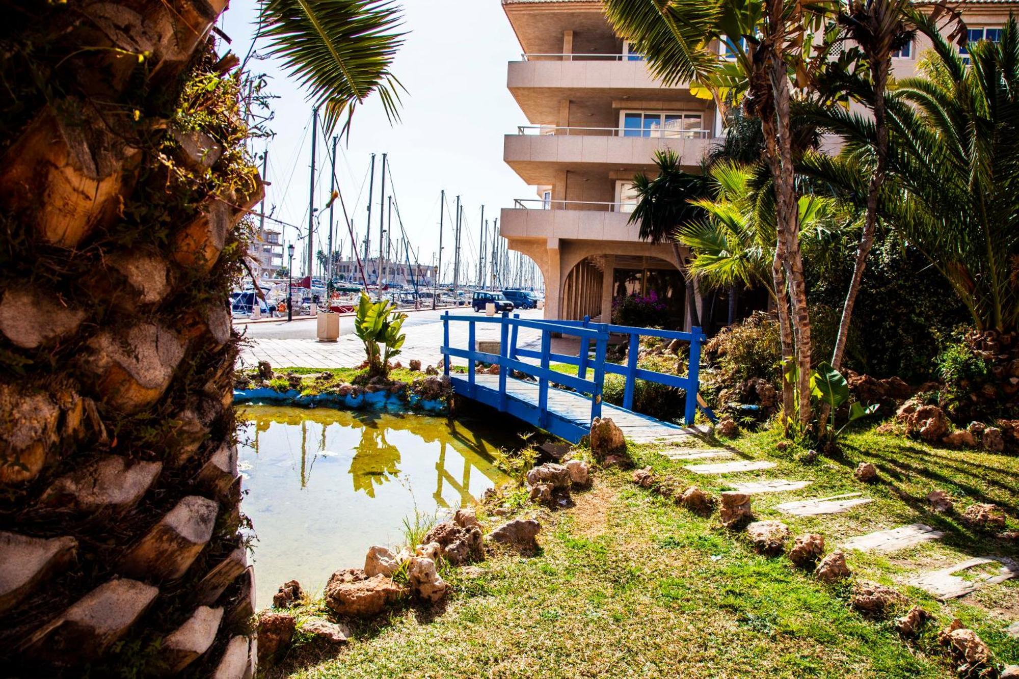 Expoholidays - Puerto Deportivo La Goleta アルメリマル エクステリア 写真